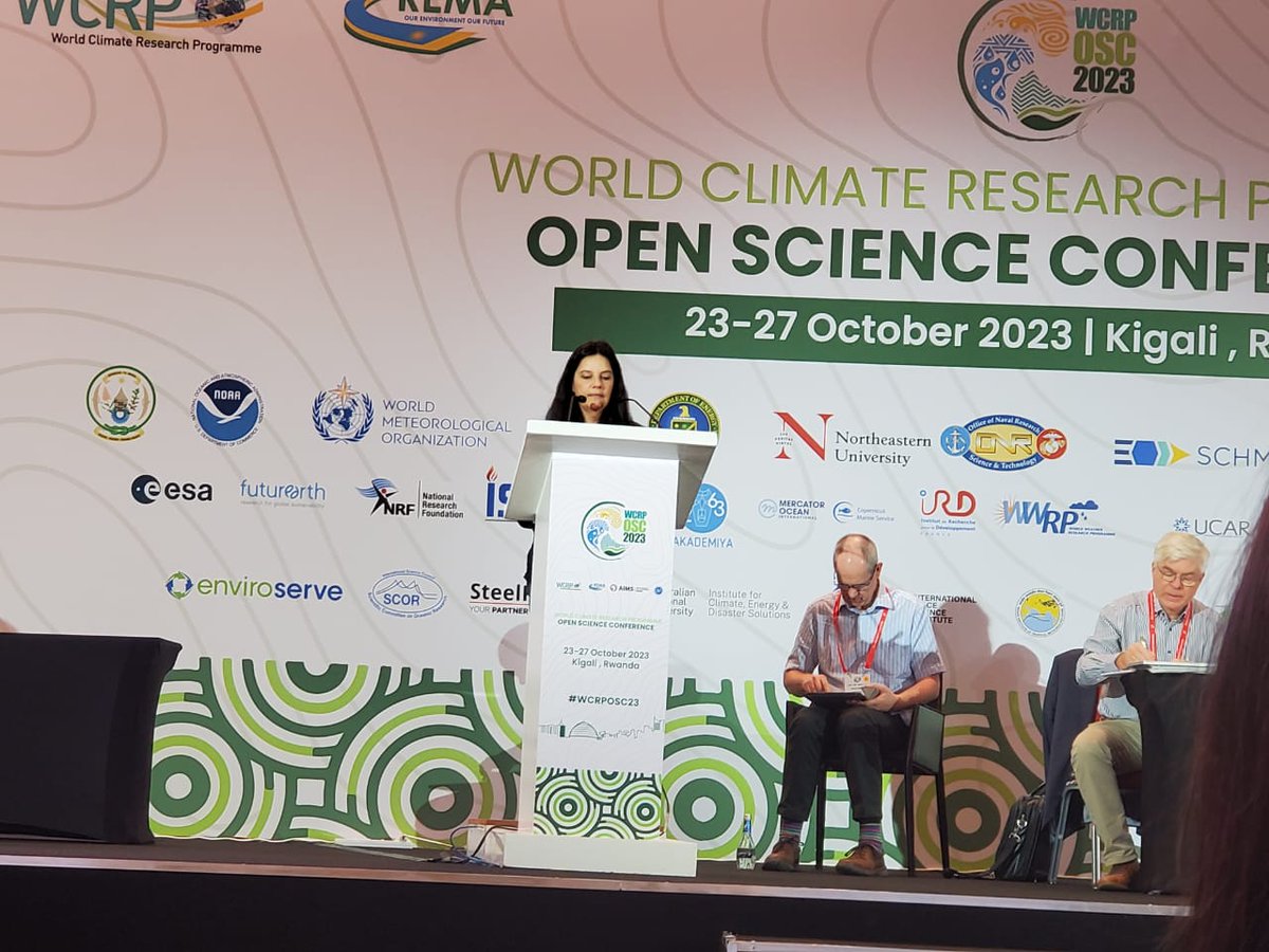 AIMS__Network's tweet photo. Theme 1: Advances in Climate Science
The focus was on advances, challenges &amp; opportunities, novel techniques of model-data fusion, #EarlyWarning systems for climate extremes &amp; hazards, exploiting #MachineLearning to improve parameterization in the atmosphere &amp; ocean
#WCRPOSC23 https://t.co/DLpNH54mJw