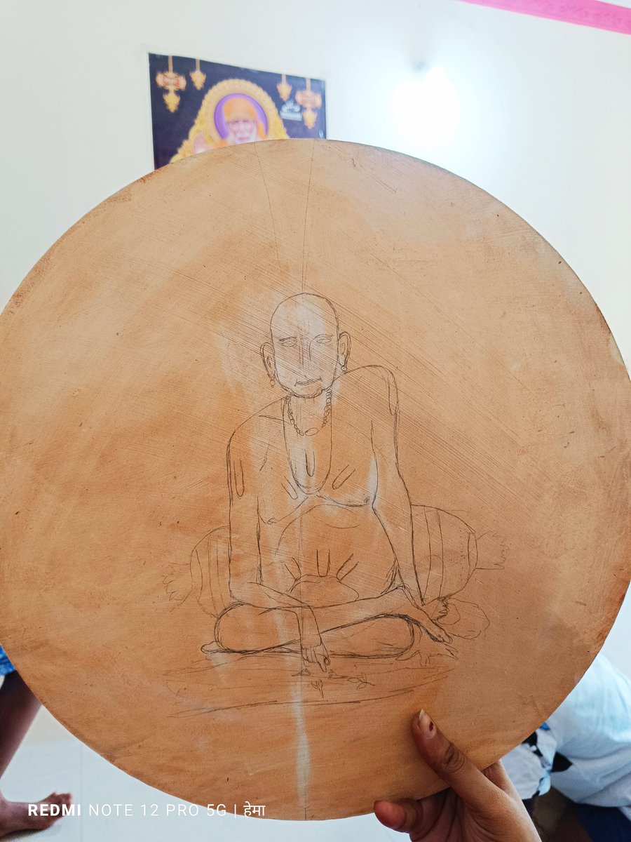 __H3ma's tweet image. श्री स्वामी समर्थ ❣️🙏🙏
#InProcess 
Portrait on 15" circular MDF board..
#MyArtWork