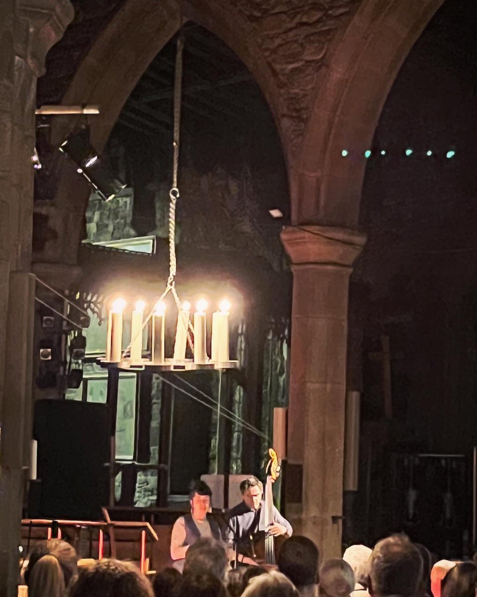DavidWVeitch's tweet photo. Fabulous gig at the Minster last night. @lisaoneillmusic has an amazing voice. Was gonna shout out for a request but was too chicken 🤣 Great music In wonderful setting. #halifaxminster #fax #halifax #keepmusiclive https://t.co/vvDFVaym1i