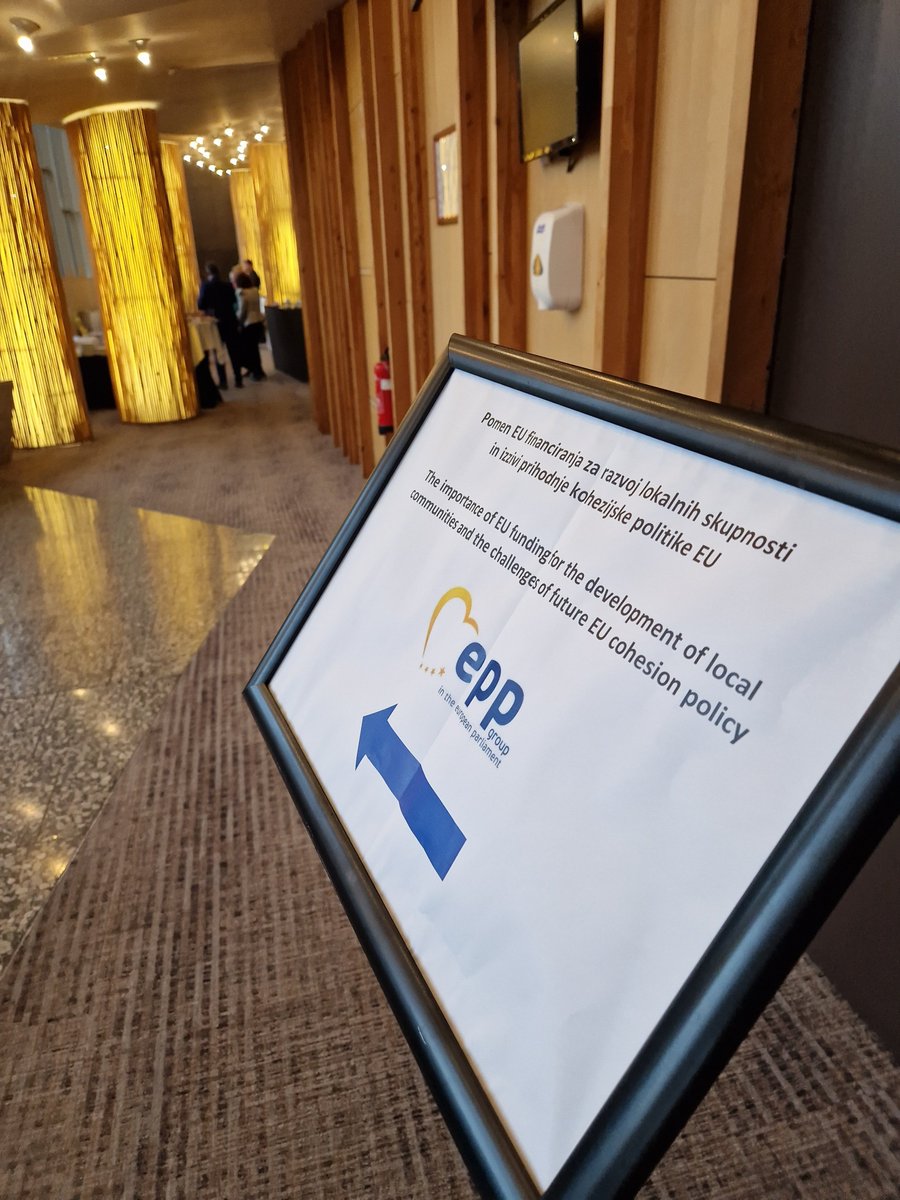 Franc_Bogovic's tweet photo. V @TermeOlimia pričenjamo 2. dan obiska #EPPCohesionMonitoring, z razpravo o pomenu razvoja lokalnih skupnosti &amp; izzivov prihodnje kohezijske politike. Sodelujoči: @SuncanaGlavak, @LotricMarko, @MonikaKirbiRojs, Milenca Krajnc, Marko Jurak. @RomanaTomc @EPPGroup @strankaSLS https://t.co/DWARMhIQDO