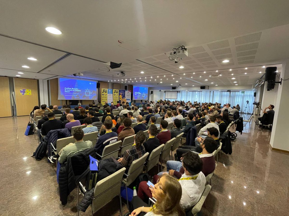 #reactjsday23 is about to begin! 🤩This is the 9th edition of the Italian React conference, organized by @ GrUSP 🎉 If you attending online, prepare your questions and get typing in the chat box. @grusp #reactjsday #react #reactjs #javascript #js