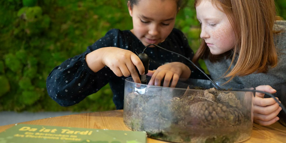 ArsElectronica's tweet photo. During the fall vacations, you can once again experience a whole host of adventures at the Ars Electronica Center. If you enjoy #marveling, #experimenting and #programming together, you shouldn’t miss our colorful vacation program! https://t.co/8Hv2tZThIK https://t.co/8HVop76r4g