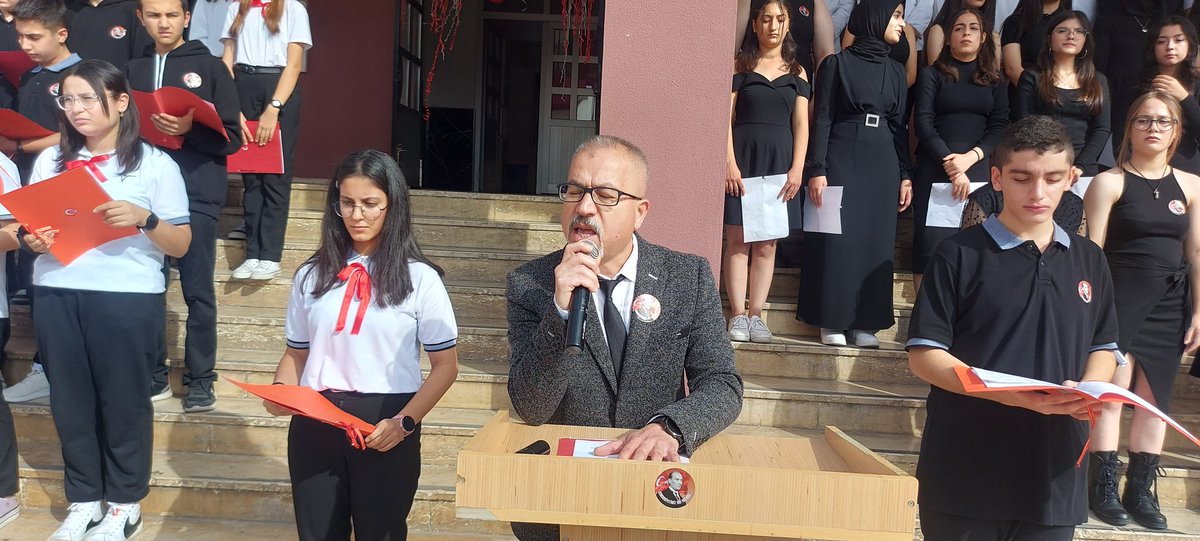 GAZIANTEPVETAL's tweet photo. Cumhuriyetimizin 100.Yılı Okulumuzda Coşkuyla Kutlandı @erefSaraltun2 https://t.co/MbKtXdYgui