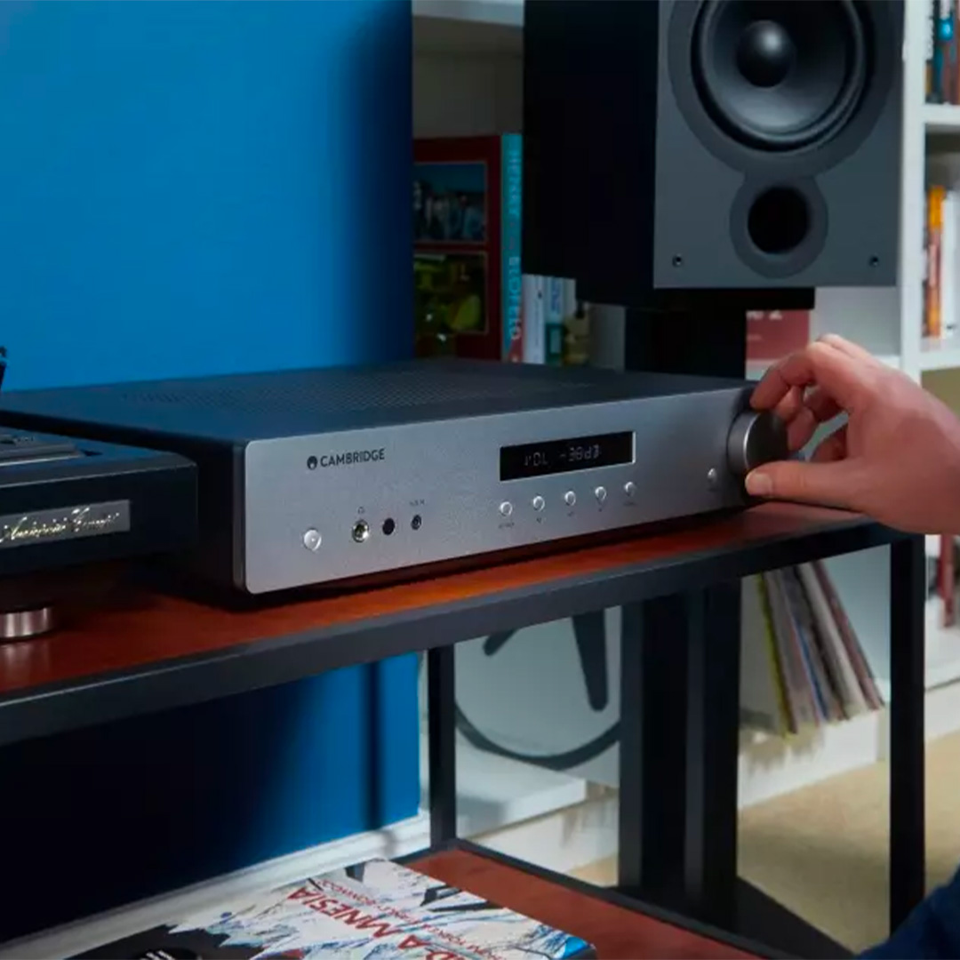 maplatinecom's tweet photo. En ce début d'année scolaire, #Cambridge  Audio nous gâte et propose packs de départ à prix canons ! #amplificateur, lecteur CD et lecteur réseau, trouvez l'association qu'il vous faut à prix cassé. Mais ne tardez pas cette offre est limitée dans le temps.
https://t.co/MmbunHy3T2 https://t.co/AHWK6rKh6J