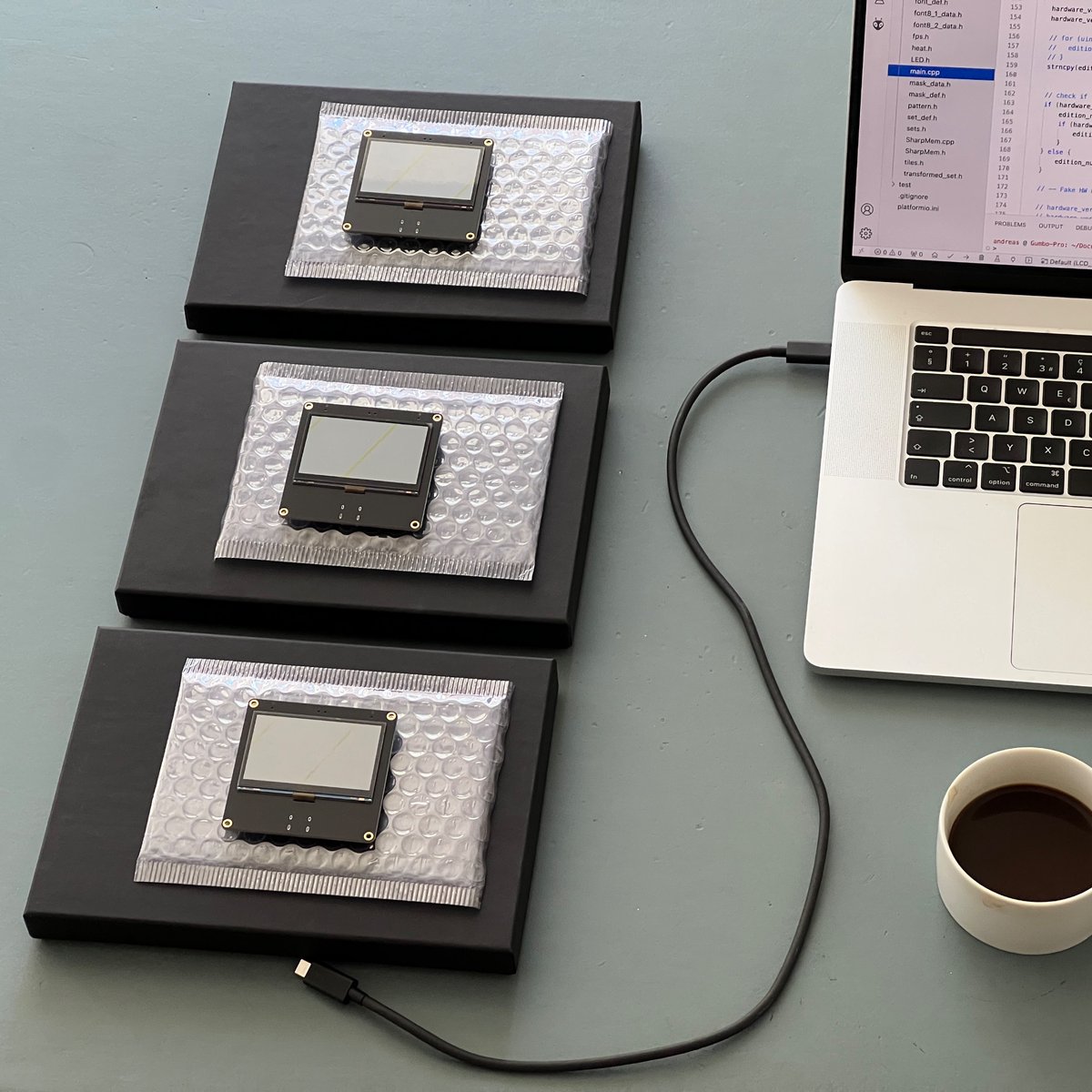 Burning the edition number into the fuses of 3 “LCD 1”s… ready to be shipped abroad! 

#LCDLFMX 
#asciiart
#textmode
#cryptoart