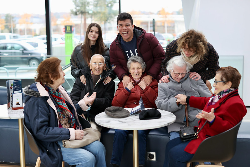 #Autonomie 🤝 Le Schéma Autonomie 2024-2028 prend forme grâce à des ateliers  participatifs pour un bien-être durable des seniors et personnes en  situation de handicap dans les Yvelines. Réponses sur mesure pour tous !
➡️ shorturl.at/fgDH4