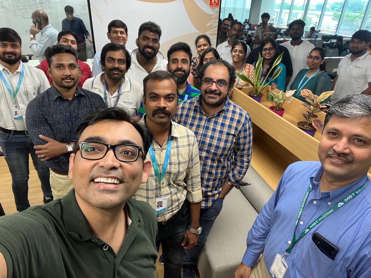 Mastekltd's tweet photo. 🌟Glimpses from the engaging session led by our expert Bhaskar Dhawan with our fantastic Chennai team, delving into the potential and opportunities of Generative AI.
#decomplexdigital #generativeai #leadership #teamwork https://t.co/7MgMgO71ns