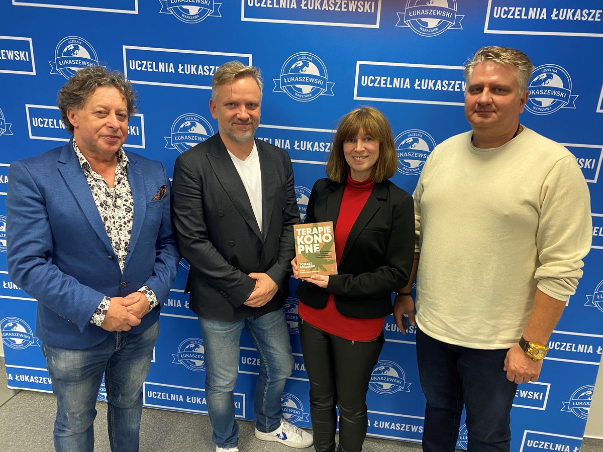 Uczelnia Łukaszewski tweet media