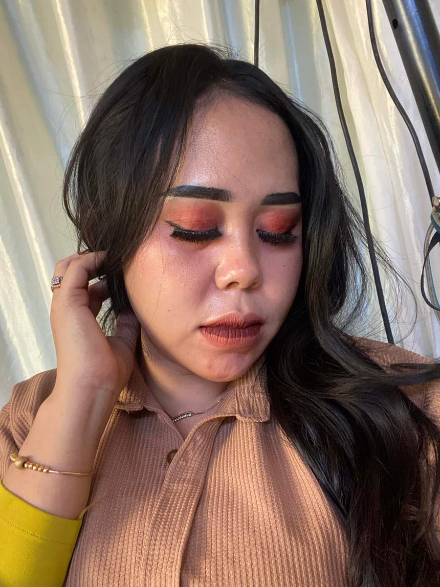 Yunitha001's tweet photo. Cuaca lagi panas panasnya 🥵🥵 https://t.co/7r0lZGBAxA