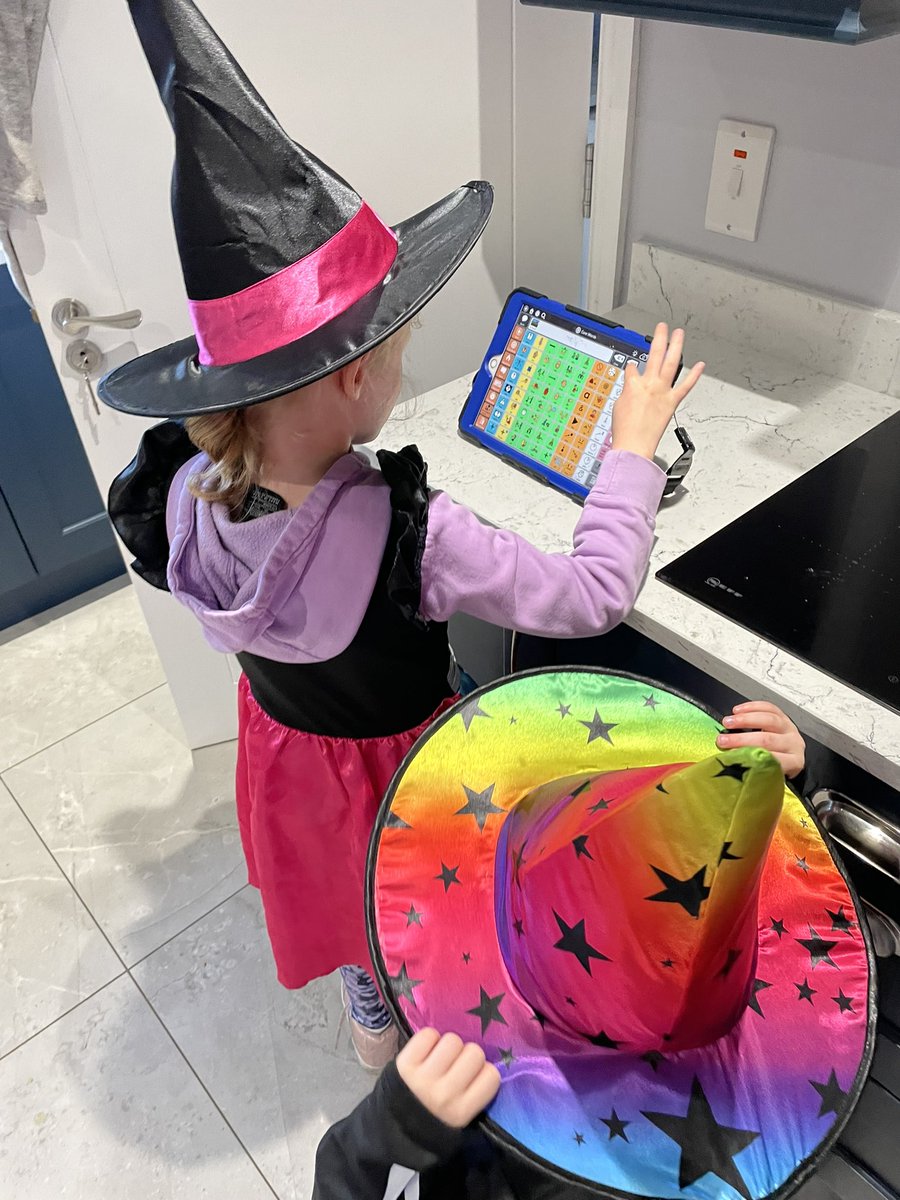 raising_rareness (Lyndsey Walsh) tweet media