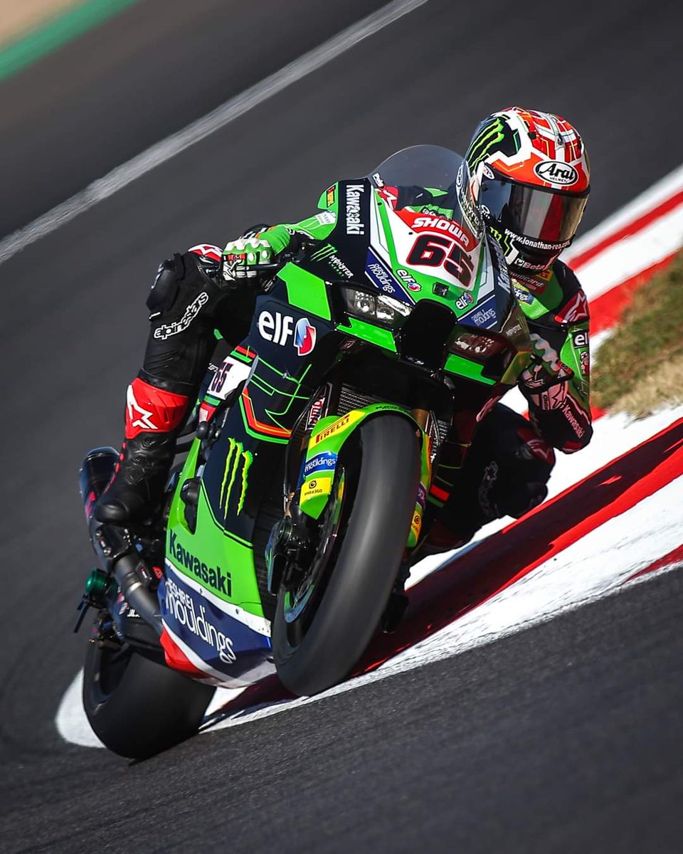One last dance in Green this weekend 
Go @jonathanrea 
#Team65