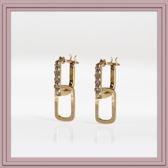 info_cuicui's tweet image. 2023 Christmas Collection
【Diamond Hoop Pierce 〈LIEN〉 | K10YG】
滑らかな曲線のゴールドに、ダイヤモンドの輝きでアクセントの効いたデザインに。
cui-cui-onlineshop.com/?pid=177690882
#キュイキュイ #ジュエリー #ChristmasCollection #ゴールド #ダイヤモンド #ピアス #フープ  #ギフト #先行 #予約販売