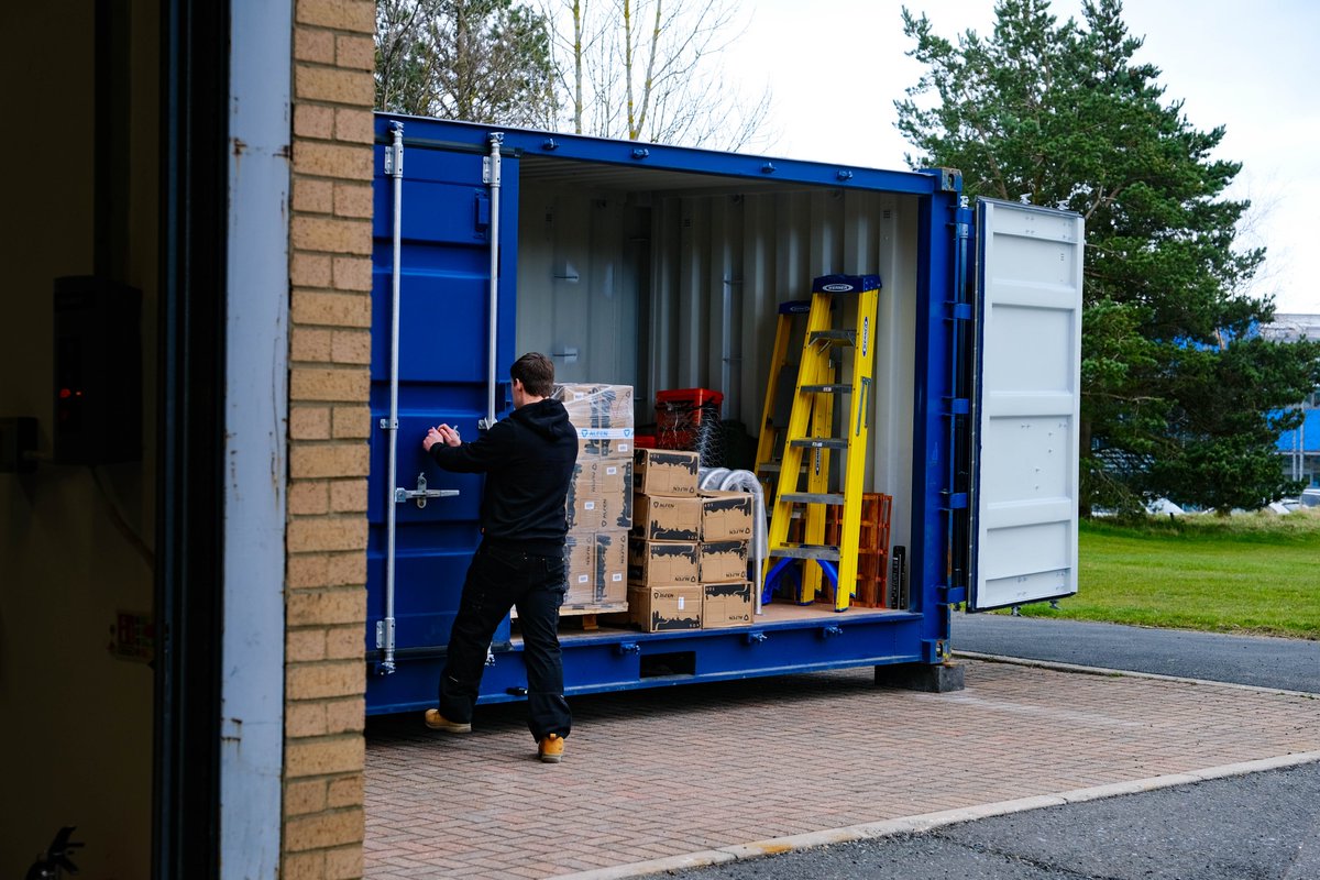 Safe, secure, dry storage... You can't beat a shipping container if that's what your business is looking for! 📦👍

BLOG: clevelandcontainers.co.uk/news-and-blog/…

#WeBoxClever #ClevelandCan | #Blog #Business #Storage #Safe #Secure