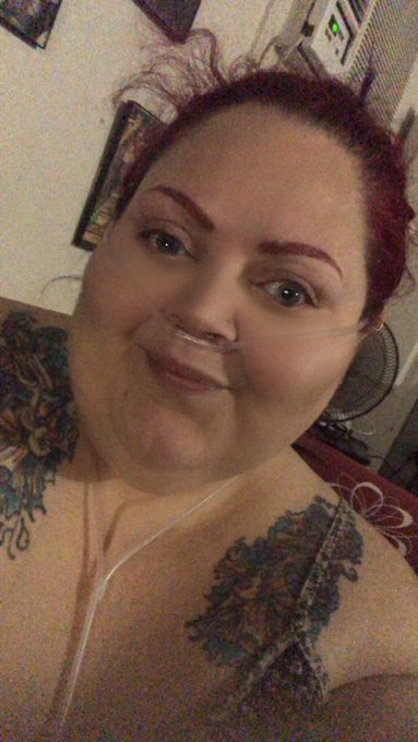 Hope everyone&rsquo;s having a great night!!!! https://t.co/L1tGJR5hVx<a href="/tag/realloyalfans"class="tags"><span>#realloyalfans</span></a>