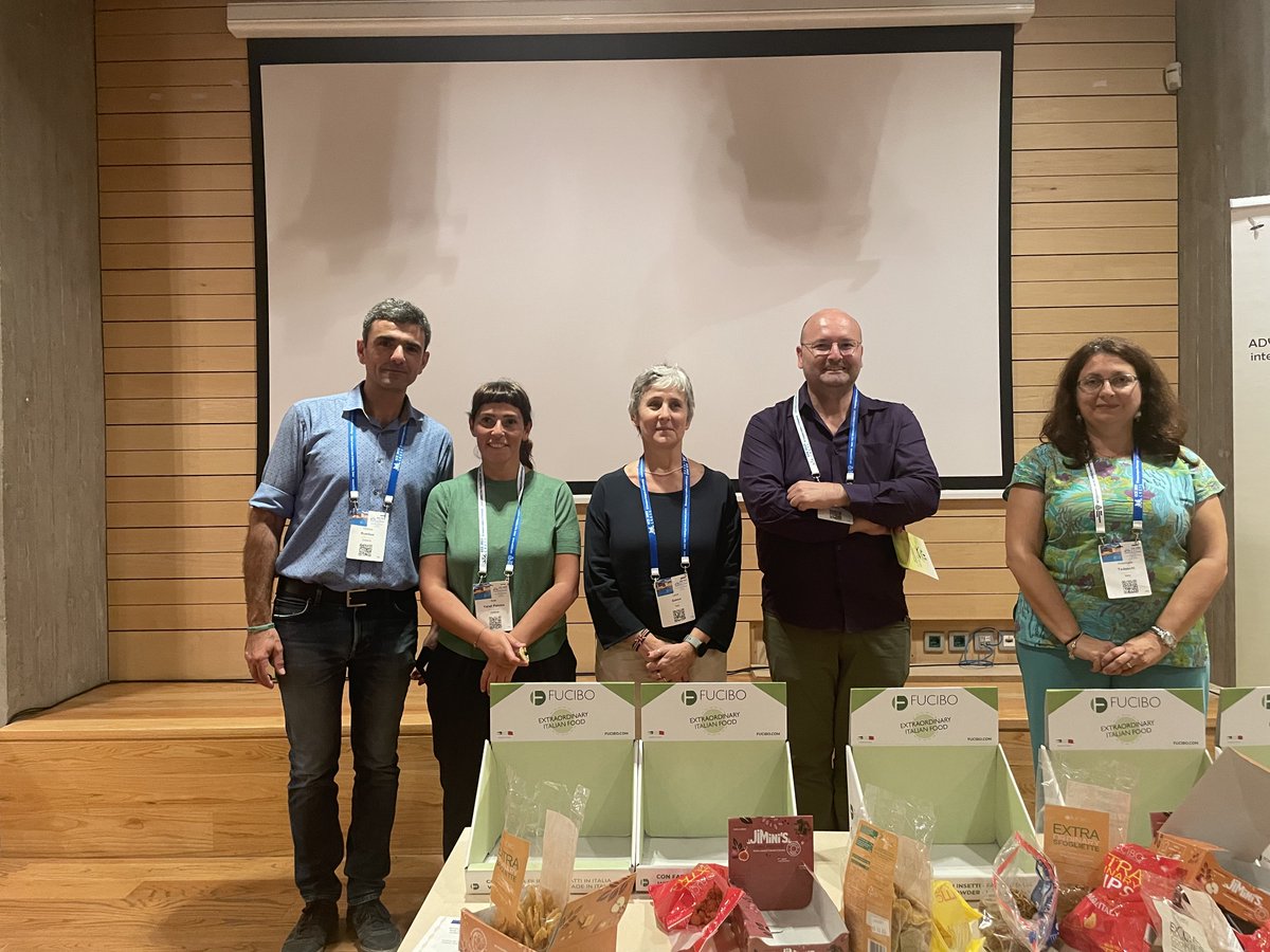 🦗Insects on the plate – Edible insects for food and feed! 
Read the article and find out what the CIPROMED team with @uth_gr  and @unito  was up to last week!🍽️

🔗cipromed-project.com/insects-on-the…
@PrimaProgram