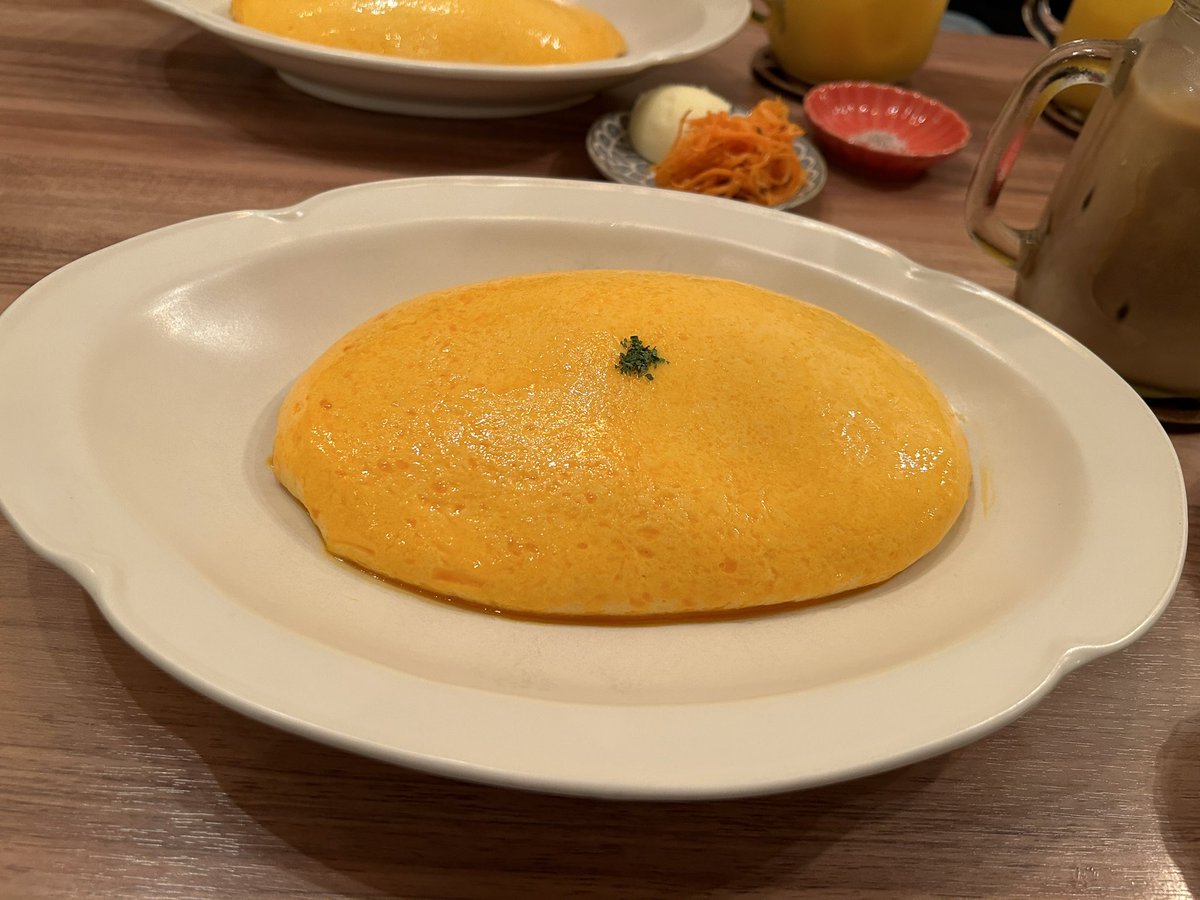 わにのにわにてオムライスを男３人でたべる謎の会を開催しました。

<a href="/waninoniwa0716/">旅するオムライス わにのいま</a> 

本日10/27(金)
あゆみ&amp;おーすけ・かつを

20:00からですね！