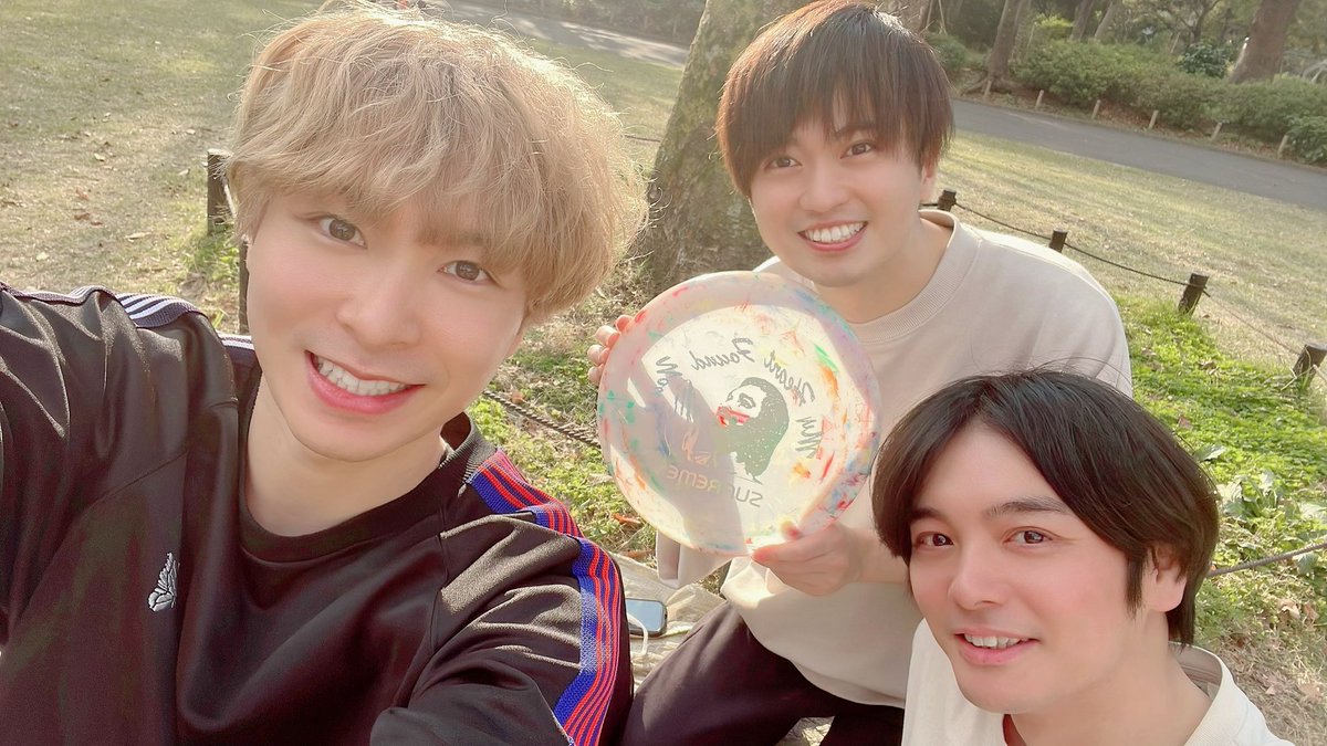 フリスビーをしよう！」 という数年ぶりの約束を果たした😊 めっちゃ