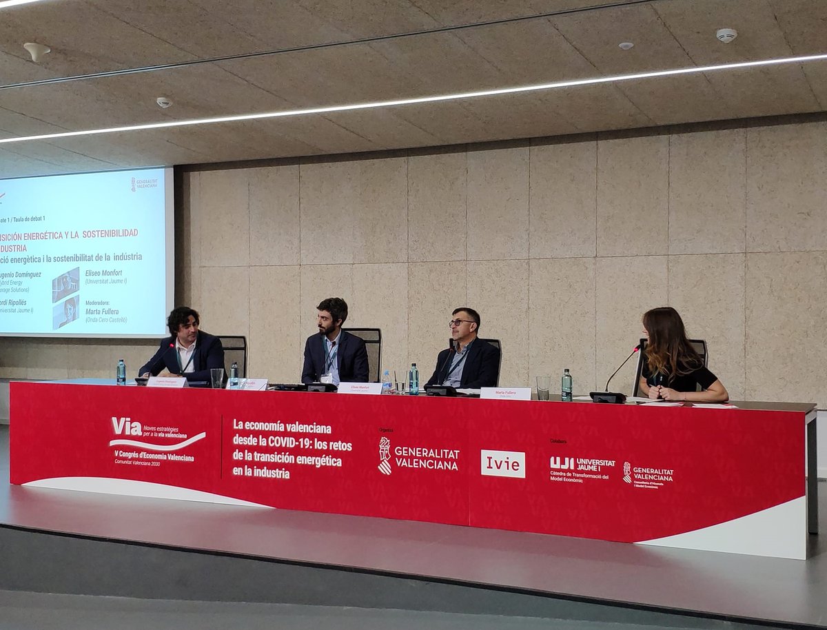 🗨️ <a href="/pchoren/">Pilar Chorén</a> da paso a la mesa de debate 'Transición energética y sostenibilidad de la industria', con <a href="/EugenioAmarillo/">Eugenio Dominguez Amarillo</a>, Jordi Ripollés y Eliseo Monfort, moderados por <a href="/MartaFullera/">Marta Fullera</a> 
#VCongresoEcoVal en DIRECTO ▶️ youtube.com/watch?v=50CMdU…