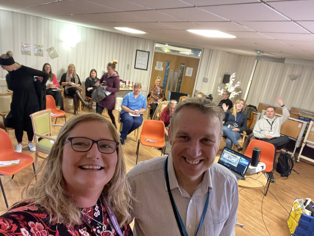 “That Friday feeling”#WMTYPK A great start to a Friday @tommyNtour #PKHSCP “it takes a village” 🥰 @shonamaclean1 @suz_eva @MsHarryGoldfarb @CreativeDirect1 @scottishcare @NHSTayside @PerthandKinr @WMTYScot @CreativeDirect1