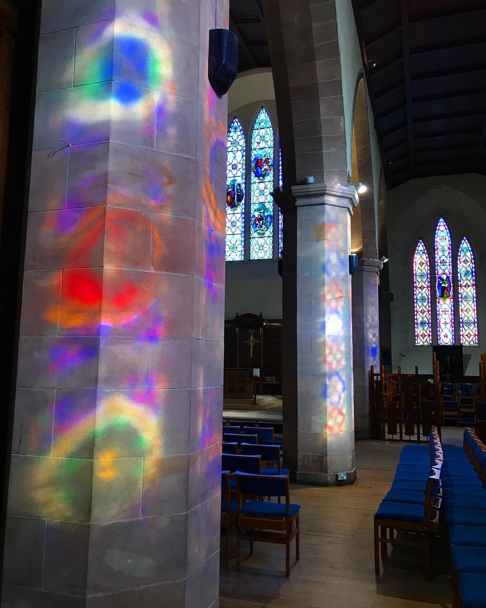 One of my favorite things about Gaelic service at Greyfriars is the way the afternoon light shines through the stained glass windows 🌈💎 Haven’t been able to attend since I’ve been back due to this non-Covid plague, but hopefully I’ll be seeing this sight again soon 🤞
