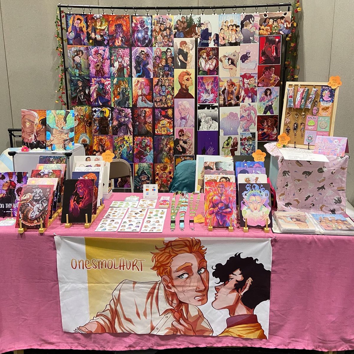onesmolhurt's tweet photo. Come say hi to me at MCM this weekend and yell w me about good omens or critical role 💖 I’m in the artist alley at B-18! ✨💖 https://t.co/PP8RJ6mcmH