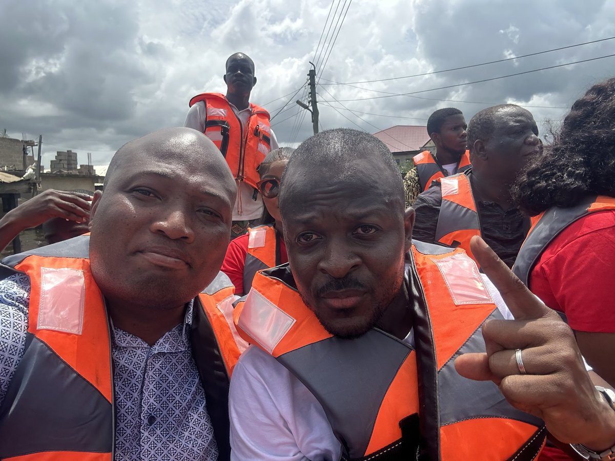 Prophet Daniel Amoateng and your Power of Worship International congregants — thank you for exhibiting Christ’s love for humanity. 

We are also grateful for your pledge to support our resettlement housing initiative. 

Ghanaians are very good people. 

God bless you all. 🙏🏾