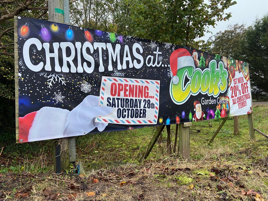 UniversalBanner's tweet image. 🎄🎉 Looking to spread some festive cheer? 🎅🏻✨ Use eye-catching banners to promote your Christmas events and promotions! 🎁🌟 Let everyone know about the festive fun you have planned! 🎊📣 #ChristmasPromotions #SpreadTheCheer #WorcestershireHour