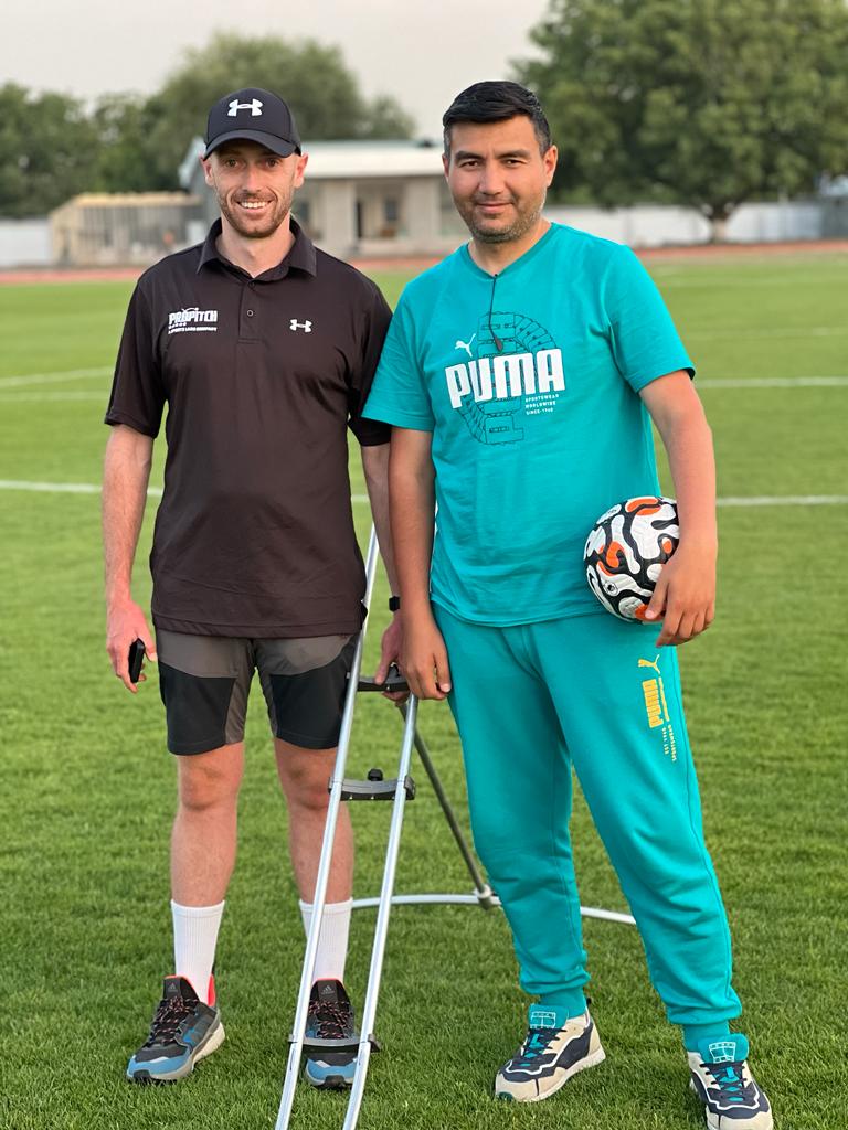 AkmalHeuristic's tweet photo. Oldinlari chet eldagi chiroyli maydonlarni ko'rib o'zimizda ham shunaqa joylar bir kun quriladi deb o'ylardim. Va nihoyat Milliy Terma Jamoalar Markazini qurib bitqazdik, chet eldagi maydonlardan umuman farqi yo'q ajoyib markaz, Dunyo chempionlari etishib chiqadi Xudo hohlasa. https://t.co/i9Gv6lwucS