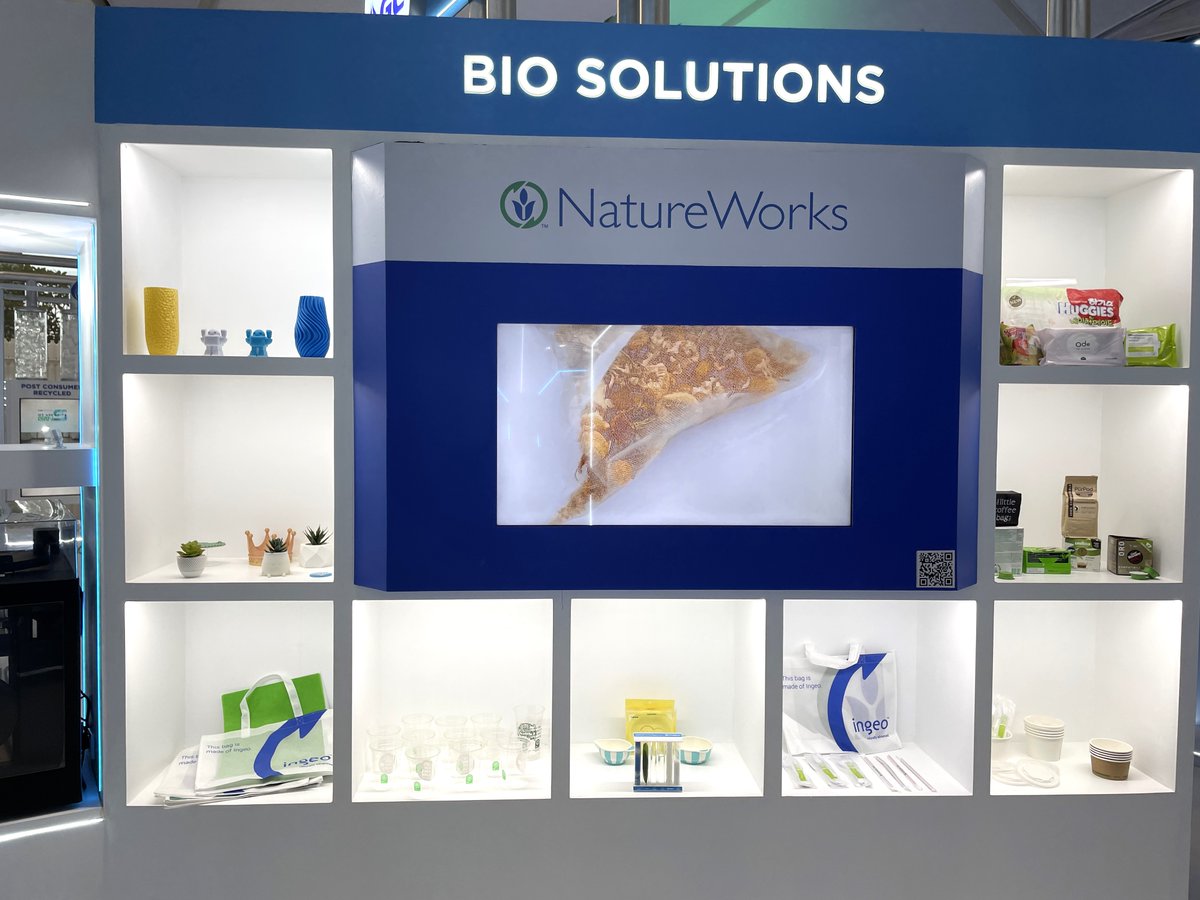 natureworks's tweet image. This week our team is exhibiting as part of the #GCSustainableLivingSymposium2023 in Bangkok. 📍 The event is designed to create momentum for living sustainably and reducing our carbon footprint in order to urgently address global climate change. 🌏 #WeAreGenS #Ingeo