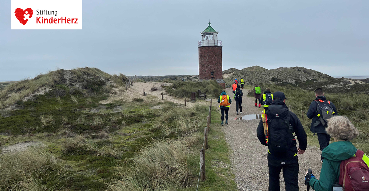 Mit engagierten #KinderHerz-Läufern nahm auch einer unserer Mitarbeiter am #Megamarsch auf #Sylt teil. 
Neben #Muskelkater und einigen Blasen brachte er auch eine beeindruckende neue Erfahrung mit zurück.

Zum ganz persönlichen Erfahrungsbericht:
➡️ stiftung-kinderherz.de/100Kilometer