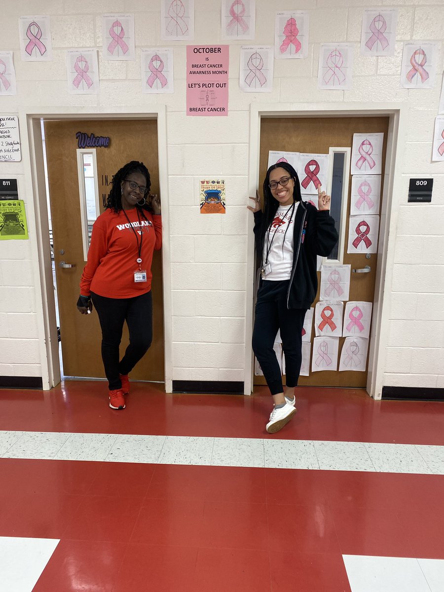 ahdee315's tweet photo. 8th grade math @WMSHCS plotting out Breast Cancer Awareness, way to go @MrsTChapp and Ms. Reese #winningforkids #morecelebrating #mathmatters https://t.co/ycuxgCDXey