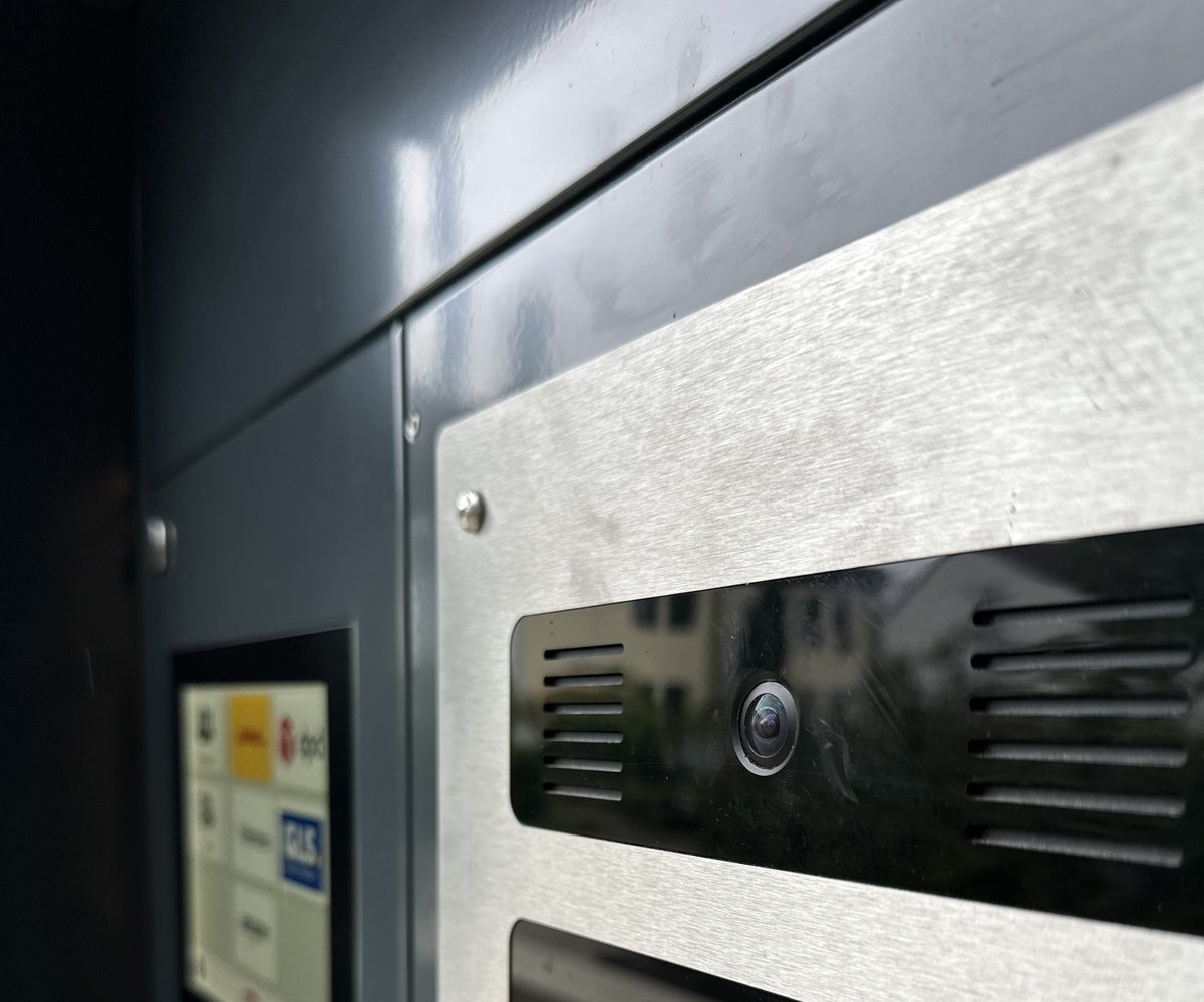 #Riegelvor: Kampagne für #Einbruchschutz und Kriminalprävention startet heute! (27.-29.10.)
Einbruchhemmende Fenster und Türen, Beleuchtung, smarte Technologie und wachsame Nachbarschaften sorgen für Sicherheit in #Quartier|en der #Wohnungswirtschaft

share.vdw-rw.de/riegelvor
#VdW