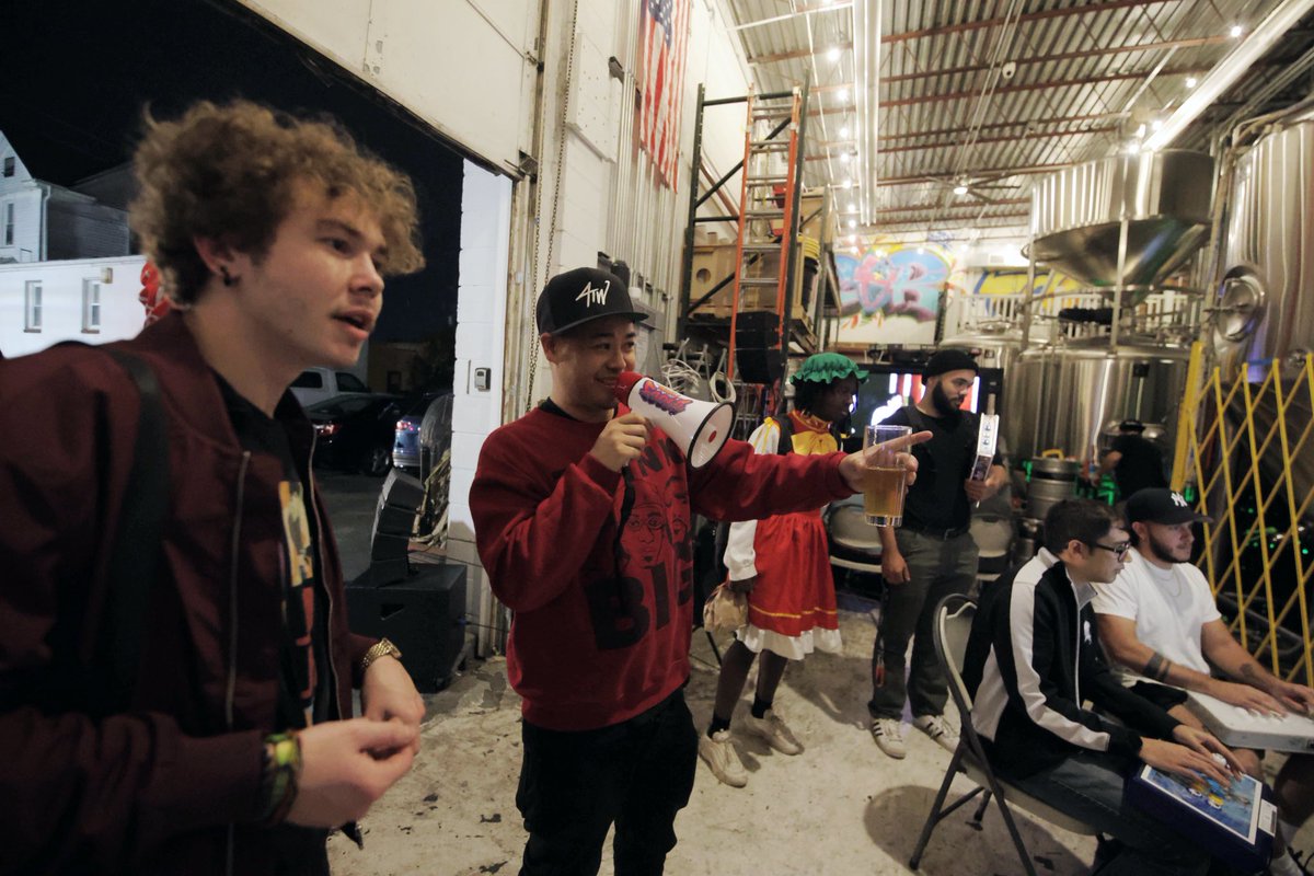 SmashBandicootr's tweet photo. shouts to @jonyfraze for throwing these #RivalFools events and @kleverART for providing the art & aesthetics! https://t.co/ZbI54XunVI