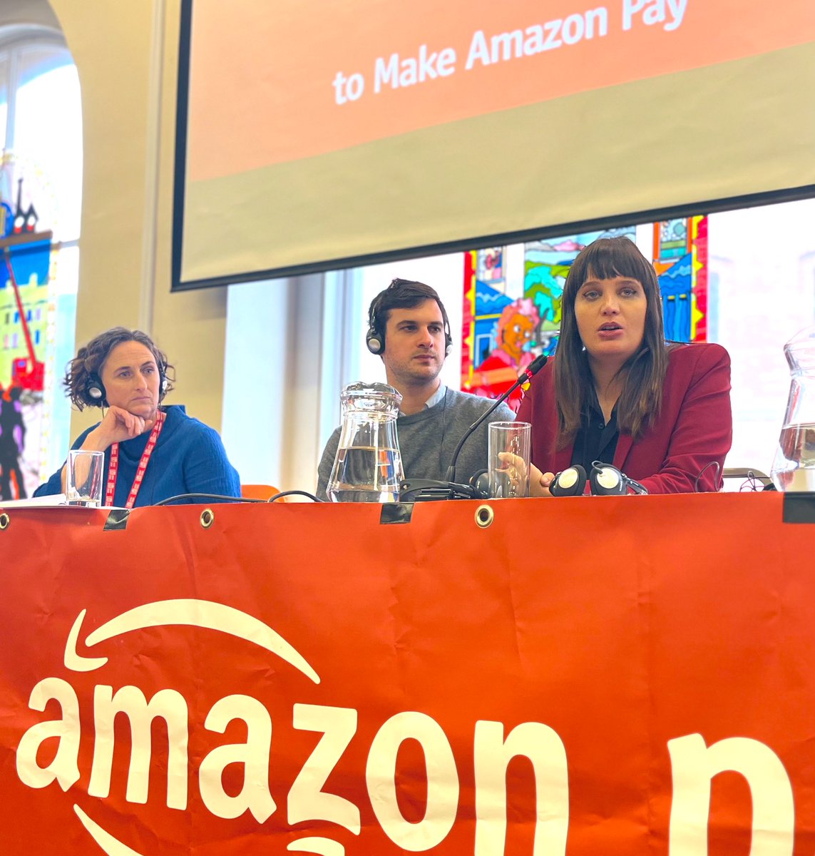 🌍 “Amazon promotes a bussiness model of permanent consumption incompatible with the Paris Agreement.” @alma_dufour Member of the French Parliament 🇫🇷 #MakeAmazonPay