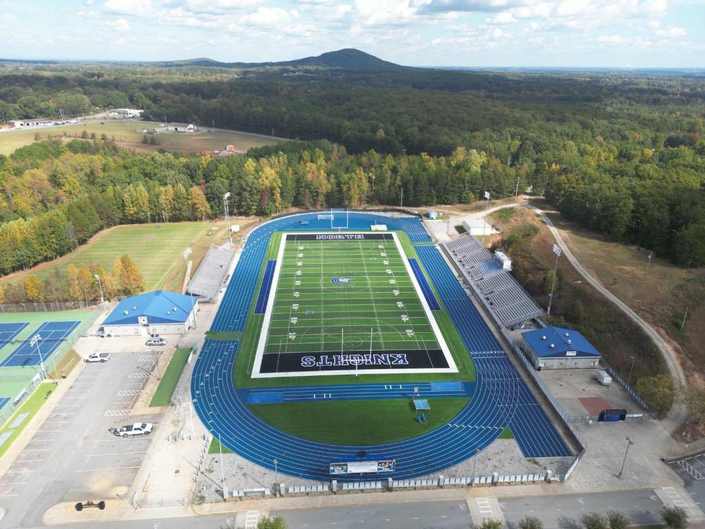 Game Day!!! #BeatEastLincoln #KeepPlowing ⚫️🔵⚪️

📍North Lincoln High School
🕰️ 7:30PM