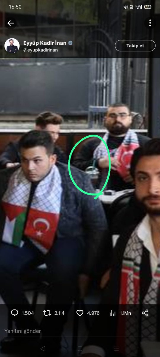 Böyledir, Ak mücahitçiklerin
Starbucks Türkiye eylemi.😬😄😅