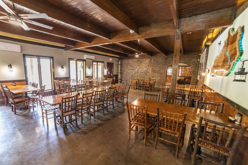 hallsontheriver's tweet photo. Are you tired of the same old office events? Break free from the mundane and elevate your team gatherings to new heights at Hall's on the River - the ultimate destination for unforgettable corporate gatherings! *Limited availability, so book early: https://t.co/urMxvS2ddo https://t.co/tLJDevnIVR