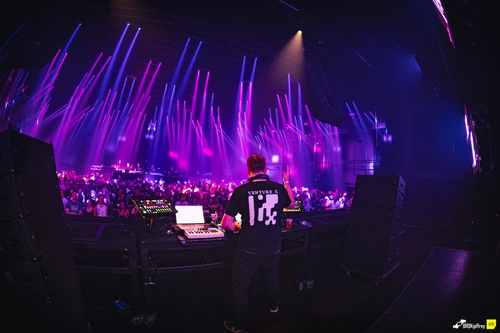 PAULVANDYK's tweet photo. Amsterdam was epic! 
Find all pix on https://t.co/XdUSOAfkLE
#VENTUREX #ADE https://t.co/0OaIWqcVlD
