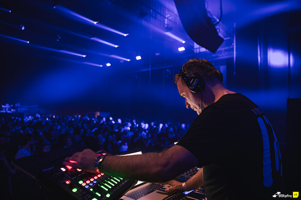 PAULVANDYK's tweet photo. Amsterdam was epic! 
Find all pix on https://t.co/XdUSOAfkLE
#VENTUREX #ADE https://t.co/0OaIWqcVlD