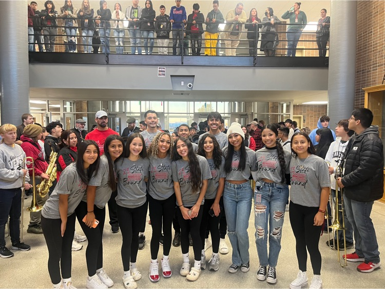 LiberalRedskins's tweet photo. Good Luck to Cross Country as they head to  Lawrence for State!! They will run Saturday morning at Rim Rock Farm. https://t.co/b0KfxP704G
