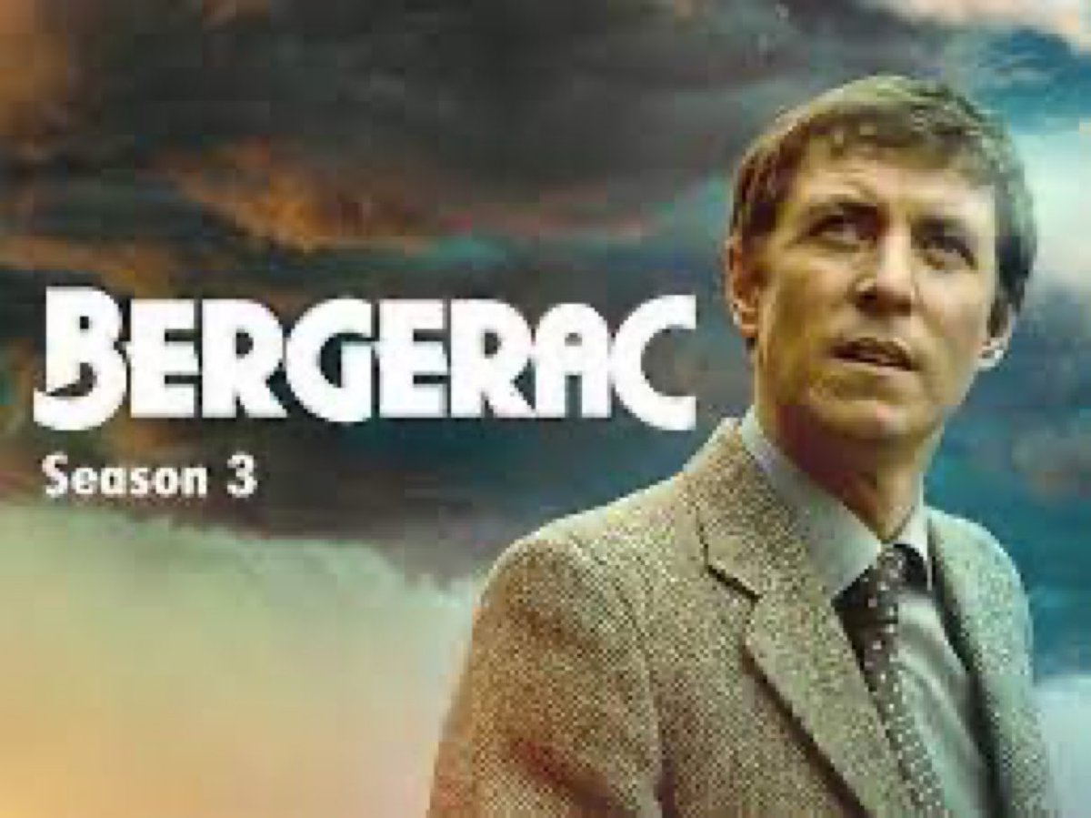 3:10pm TODAY on #Drama

From 1984, s3 Ep 9 of #BBC #Crime series📺 #Bergerac - “Tug of War” directed by #LaurenceMoody & written by #PaulWheeler

🌟#JohnNettles #TerenceAlexander #DeborahGrant
 #SeanArnold #AnnetteBadland #MelaWhite #AlanLake #MarianneBorgo #StephenYardley