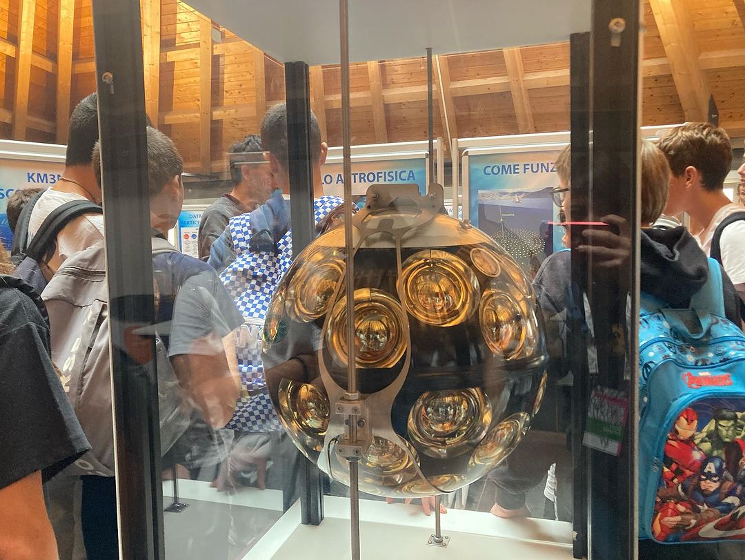 CLICproject's tweet image. Nel laboratorio del @festivalscienza di CLIC dovrete risolvere il mistero di un tesoro nascosto negli abissi  marini. Partecipate anche voi a questa emozionante caccia al ladro!
Ancora qualche posto prenotabile sul sito del #festivaldellascienza
festivalscienza.it/programma-2023…