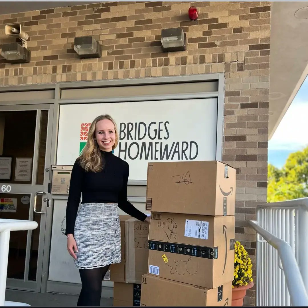 ServingLifeCare's tweet photo. LifeCare is proud to share that Marin Gray has expanded her Hope Totes program as she delivered 104 duffle bags to foster children's services in Cambridge MA! LifeCare is honored to partner with Marin as she continues her program to bless children in care! https://t.co/bLf7YXiXvT