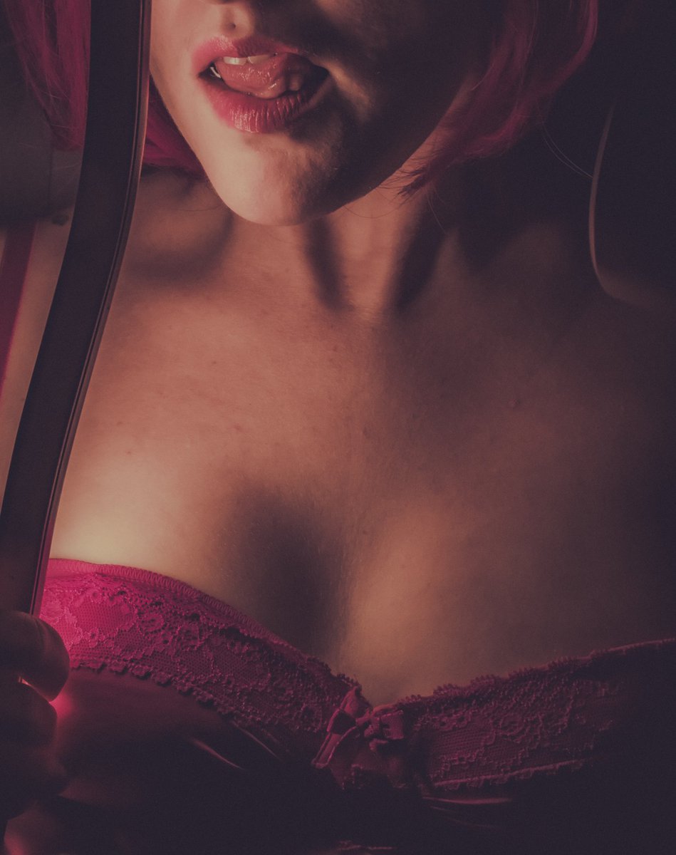 So happy to be modeling for an ethical  agency with such talented photographers 😊📸
Check out these sensual pics and subscribe to my <a href="/OnlyFans/">OnlyFans</a> for spicier stuff: onlyfans.com/u368576298 😘

Next week we'll have our second photoshoot so stay tuned 😋💅
Some amazing stuff coming .