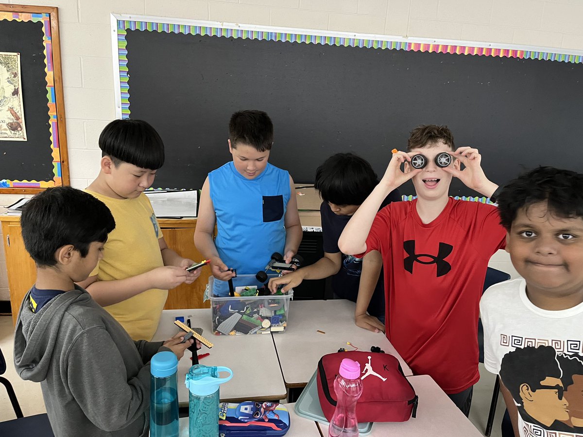 Indoor recess/lunch shenanigan for 6Knickle at <a href="/CPJHWildcats/">CPJH</a>