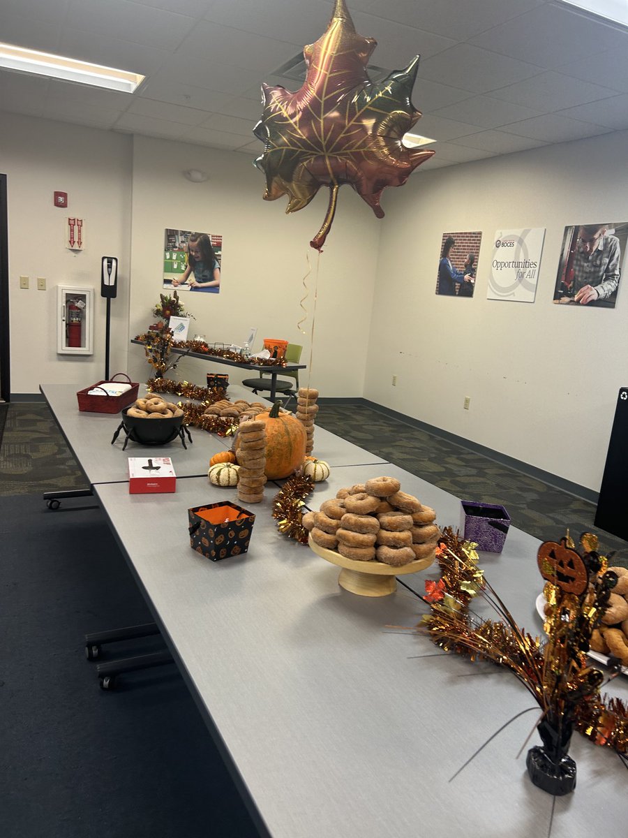 First Student Voices program ⁦<a href="/CapRegionBOCES/">Capital Region BOCES</a>⁩.  Today we welcomed 130 students from 23 school districts. #elevatingstudentvoice