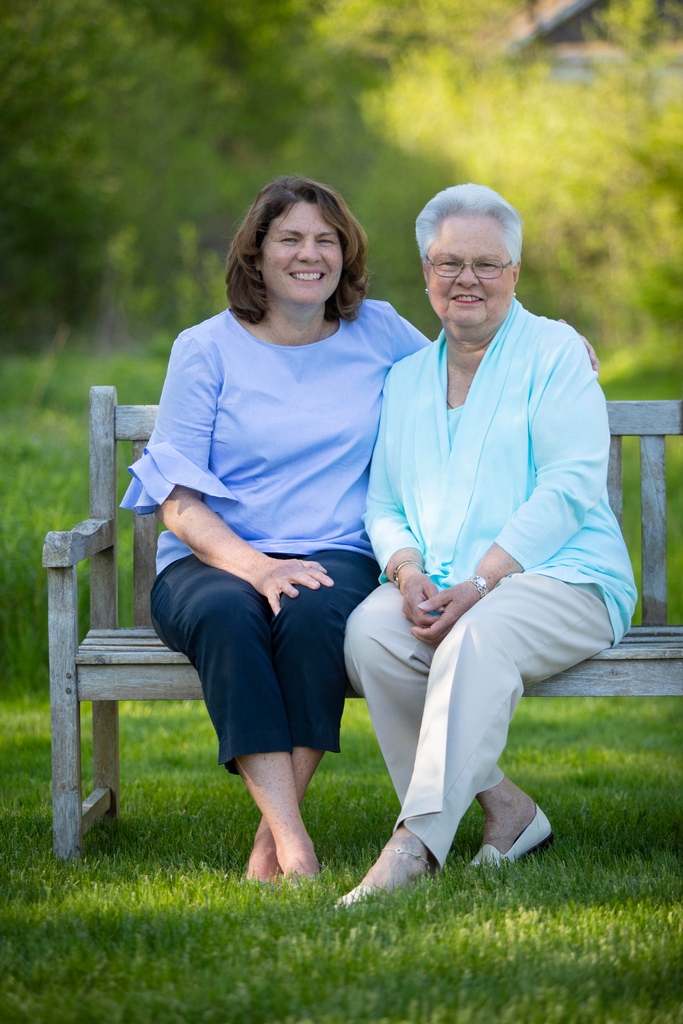 Join us virtually on Thursday, November 16th from 1:00-2:00pm for RWE 101!

Get all of your questions answered in real time and get to know the RiverWoods community before scheduling a tour. Registration is open now!

l8r.it/jGls