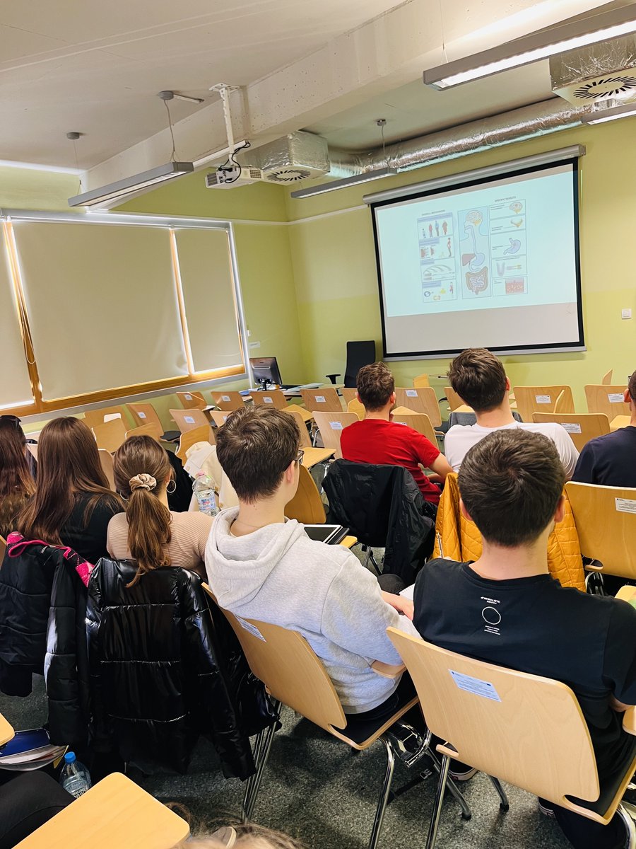 SafeFoodEurope's tweet photo. 🚀 Our Erasmus+ project #Nutrimodule is on a roll! 📚
We're thrilled to announce that the first nutrition courses in medical schools have begun at the @UR_Rzeszow in Poland🎉
And our project's website is now live! Click here to know more: https://t.co/kyJ7dnoSPa https://t.co/1XZ5pUvIfh