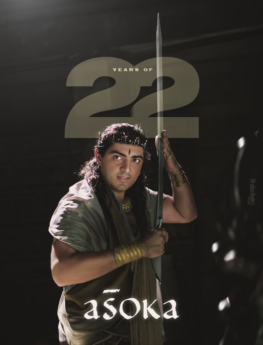prakashpins's tweet photo. Celebrating 22 Glorious Years of #Asoka🎥
A masterpiece that brought history to life in 2001. Shah Rukh Khan and Kareena Kapoor's epic performances, breathtaking visuals, and a story of love and transformation that still resonates.
#22YearsOfAsoka #AjithKumar #sharukkhan #SRK https://t.co/OM6aW97vv9
