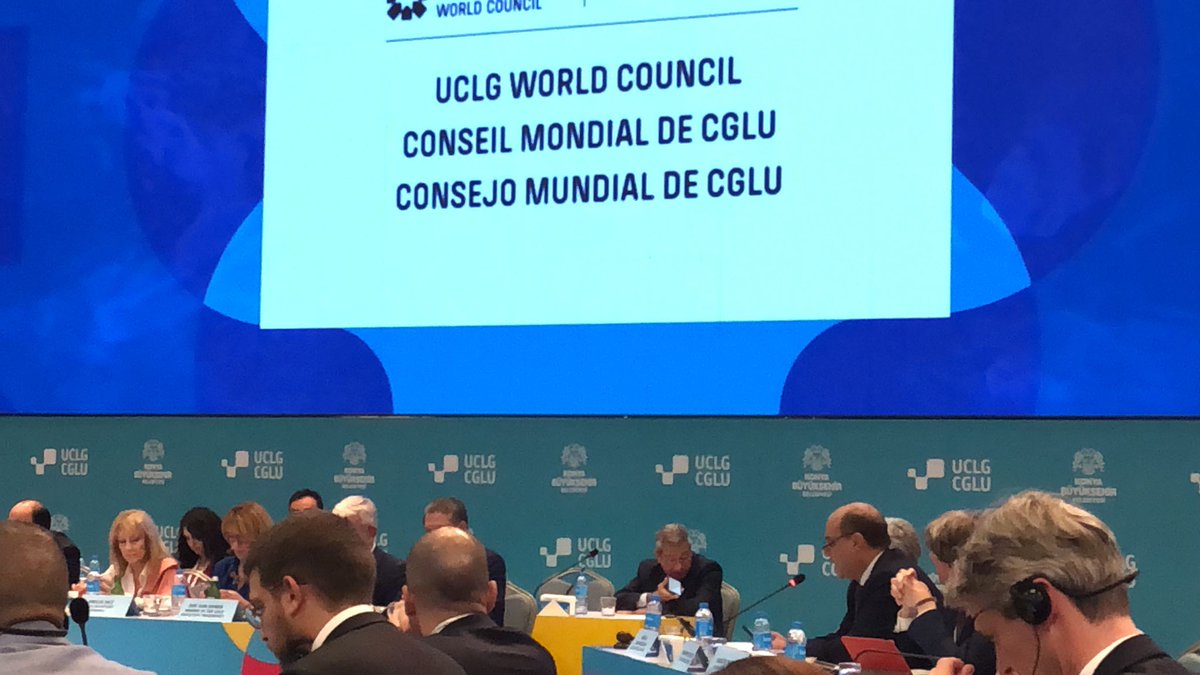 FAMSI_Solidario's tweet photo. #UCLGMeets 👋Durante la celebración del Consejo Mundial de CGLU, @SEFIANIMohamed1, Miembro de la comisión @UclgLed, que preside FAMSI, y Alcalde de Chefchaouen, intervino para informar acerca de los avances hacia el VI Foro #WorldLedForum que se celebrará en #Sevilla próximamente https://t.co/yuPlF5aiip